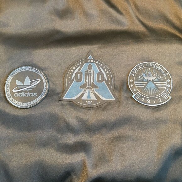 Rita Ora x adidas Women's Cosmic Bomber Jacket AA3881 Sz Medium - Picture 5 of 9